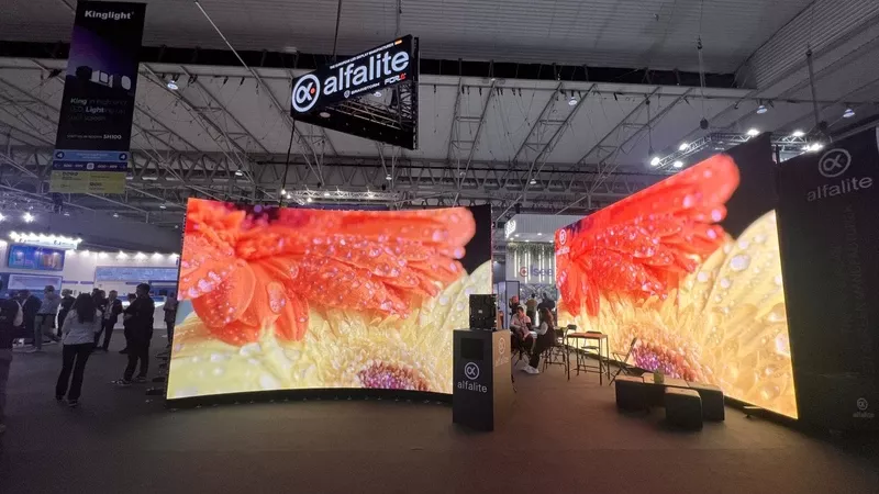 Paneles LED del fabricante europeo Alfalite. Foto: Alfalite Paneles LED del fabricante europeo Alfalite. Foto: Alfalite