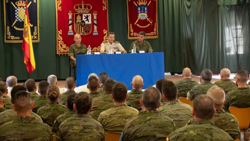 El JEME durante su visita. Foto: Ejército de Tierra El JEME durante su visita. Foto: Ejército de Tierra