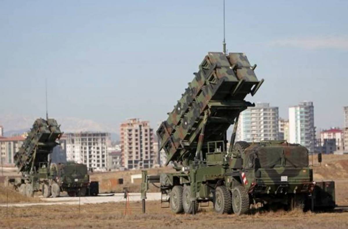 Una batería de misiles Patriot. (foto: Ejército de Tierra) Una batería de misiles Patriot. (foto: Ejército de Tierra)