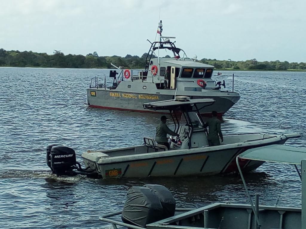 Lancha Patrullera Centinela Para Comando De Vigilancia Costera ...