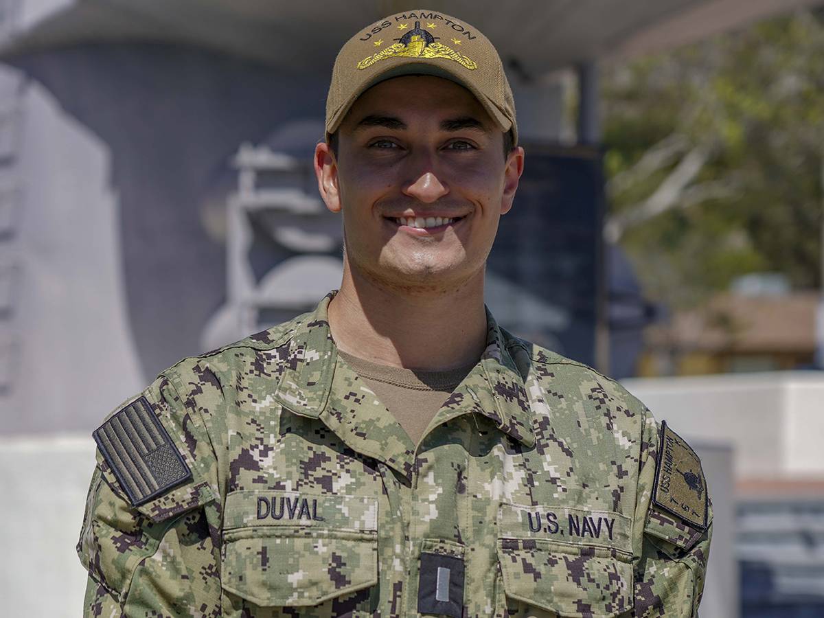 El madrileo Myles Duval (U.S. Navy)