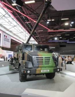 Un Caesar del Ejrcito de Tierra francs, mostrado en Eurosatory (autor)