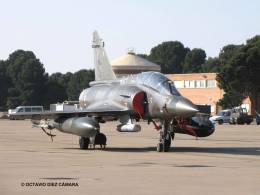 Francia dar de baja todos sus cazabombarderos de combate Mirage 2000. (Octavio Dez Cmara)