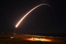 Espectacular lanzamiento nocturno de un Minuteman desde un silo (Boeing)