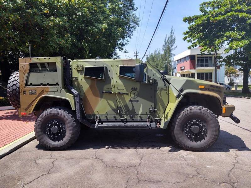 Vehculo Blindado Ligero sobre Ruedas 44 Oshkosh Joint Light Tactical Vehicle (JLTV)