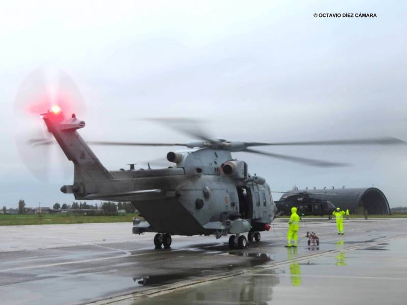 Los potentes helicpteros HH-101A volaron en cometidos de insercin y extraccin de fuerzas de OEs de la Aeronautica Militare. (Octavio Dez Cmara)