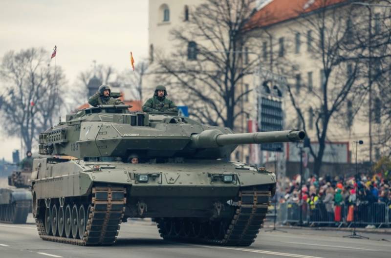Leopardo 2E espaol desfilando en Riga.