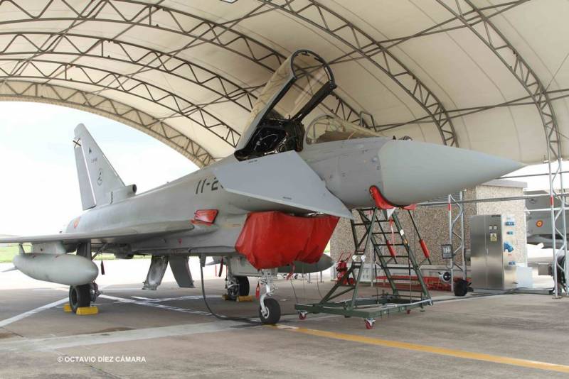 El Ejrcito del Aire contar en sus futuros Eurofighter Tranche 4 con los avanzados pods Litening V. (Octavio Dez Cmara)