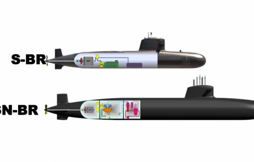 Los dos tipos de submarinos que fabrica Brasil, la clase Riachuelo, de propulsin convencional ,y la lvaro Alberto, nuclear.