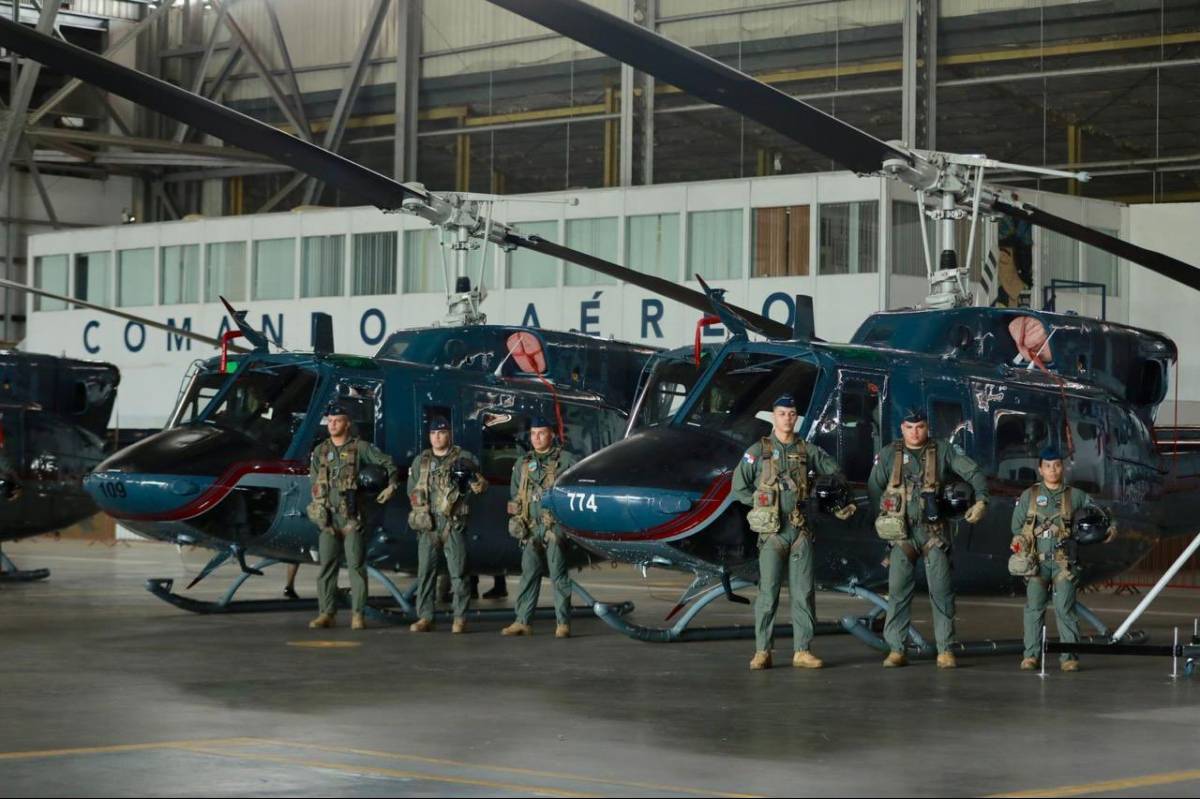 Helicpteros Bell Helicopter Textron UH-IN recibidos por el Escuadrn de Helicpteros del Comando Areo del SENAN. (Foto: SENAN)