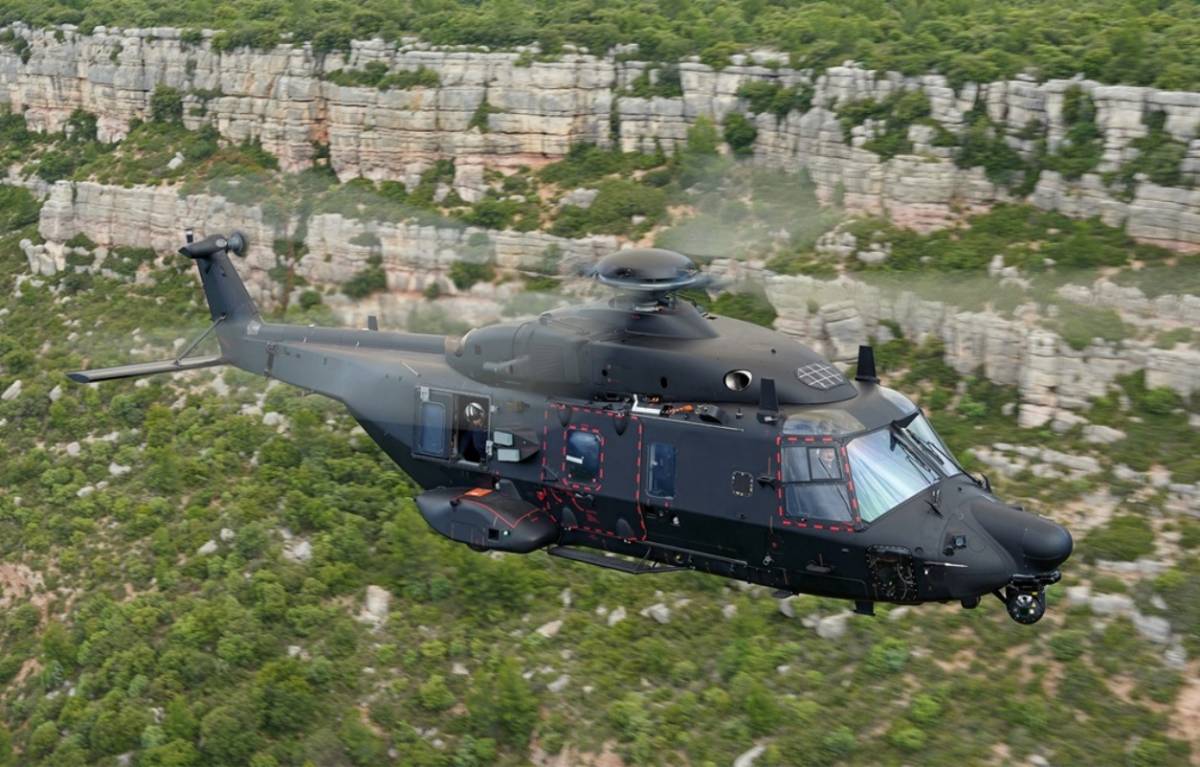 Vuelo del prototipo del NH90 del estndar 2. (foto Airbus Helicopters)