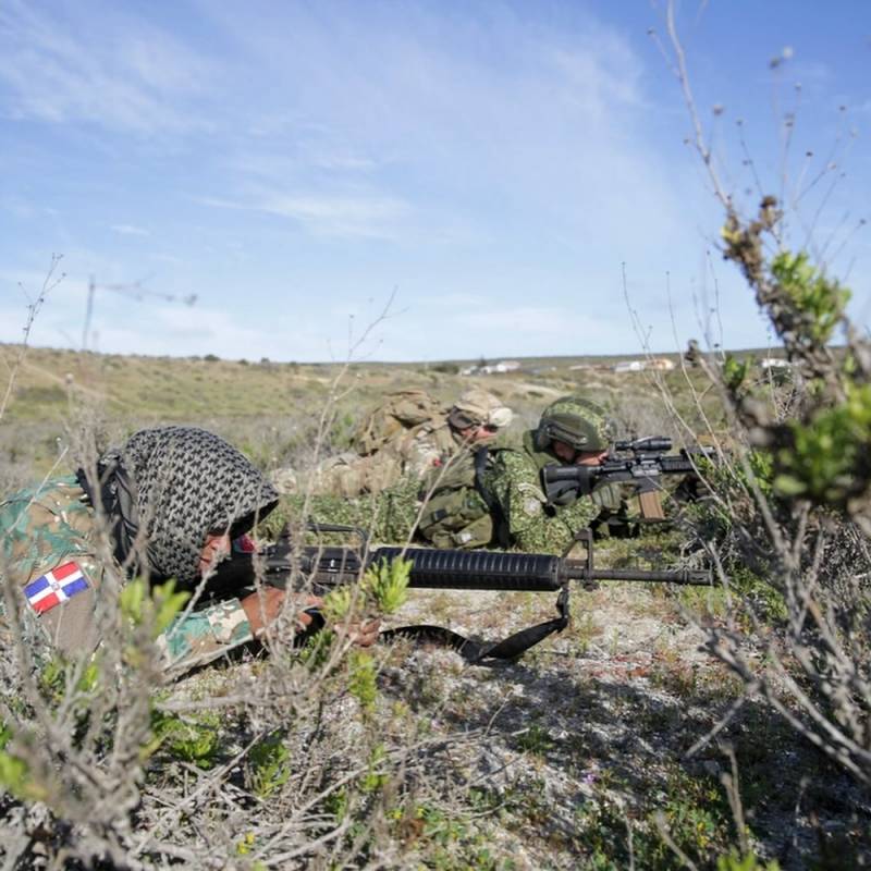 Comando Anfibio de la Armada de Repblica Dominicana junto a infantes de marina de Chile y Colombia ejercicio UNITAS 24. (Foto: USMC)