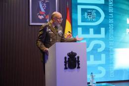 Teniente General Miguel Ballenilla y Garca Gamarra, director del Centro Superior de Estudios de la Defensa Nacional (CESEDEN)