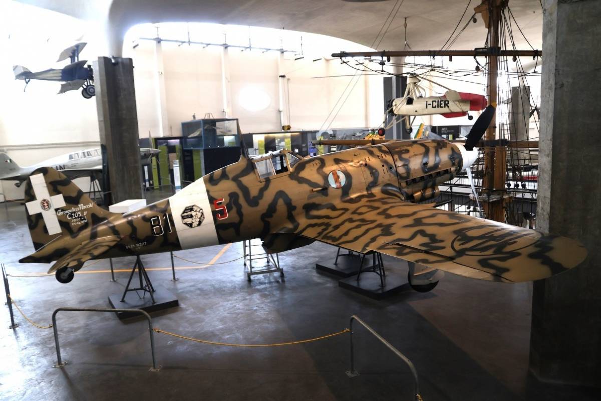 El Macchi C.205 Veltro expuesto en el Museo Nacional de la Ciencia y la Tecnologa Leonardo da Vinci. (foto Julio Maz Gutirrez)