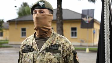 Los militares de Operaciones Especiales del Regimiento Ranger de Italia han cambiado su clsica boina granate por una verde ms operativa e identificativa de su especialidad. (Esercito)