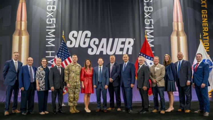 Ceremonia de inauguracin de la nueva planta de Sig Sauer en Arkansas. (SIG SAUER)