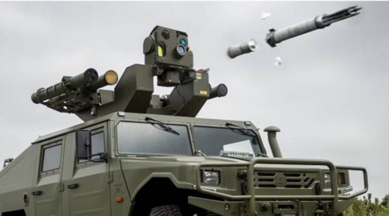 Los conjuntos RapidRanger son compactos y ligeros como para poderlos instalar en vehculos como los VAMTAC ST5. (Thales)