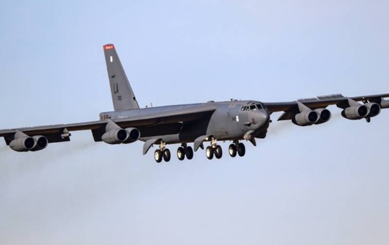 Bombardero Boeing B-52H Stratofortress de la Fuerza Area de los Estados Unidos (Foto: Rubn Galindo)