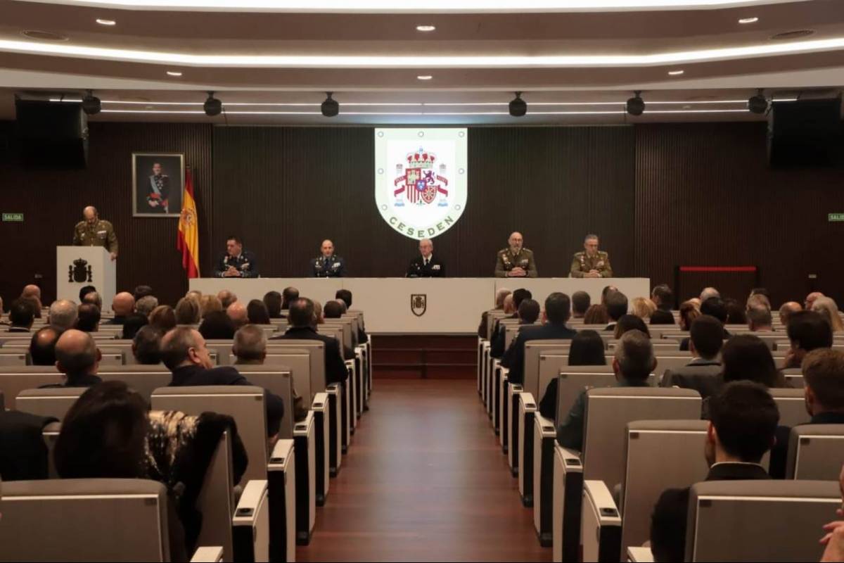 Acto de clausura de los Cursos de Defensa Nacional.