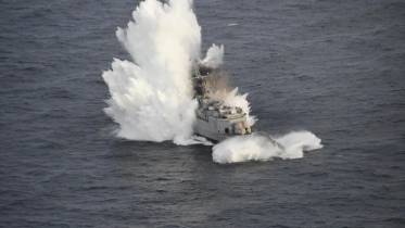 El torpedo F21 impacta en el blanco (Marine Nationale)