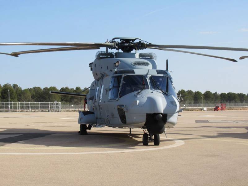 El primer NH90 de transporte tctico para la Armada (autor)