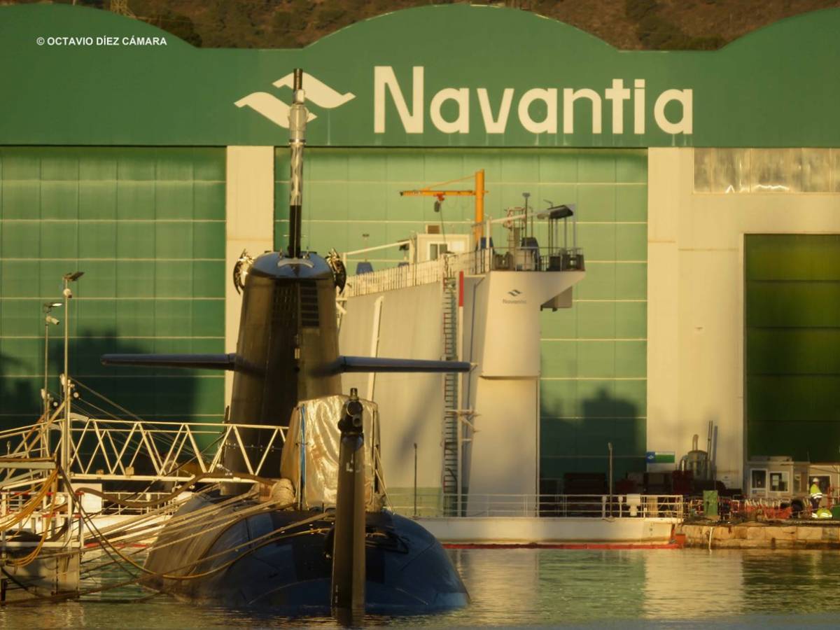 Navantia, en su astillero cartagenero, sigue trabajando en los tres S-80 Plus pendientes para la Armada y probablemente completar el actual pedido con dos submarinos ms. (Octavio Dez Cmara)