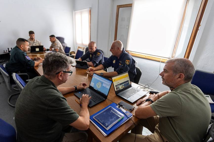 Reunión de coordinación de sistemas C-UAS. (Foto: Antonio Rodríguez Santana)