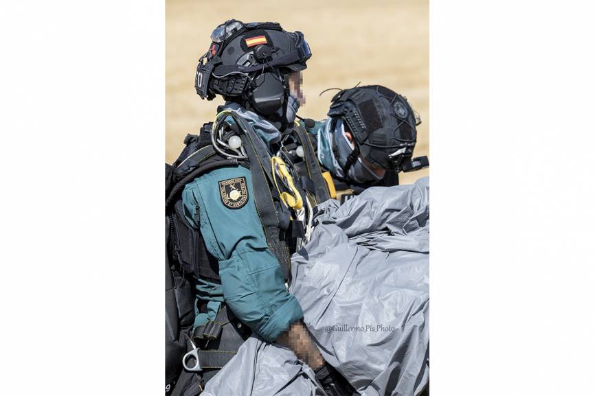 "Mantener actualizados y adiestrados los diferentes procedimientos de actuación es clave para la Unidad y la especialidad de Paracaidismo no es una excepción".