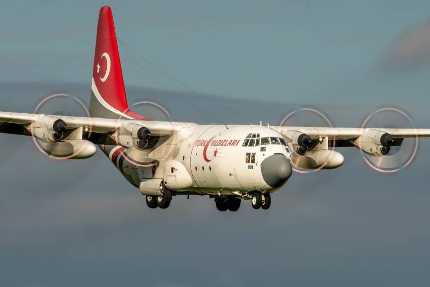 Lockheed C-130E Hercules.