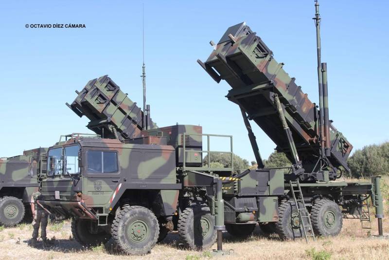 Con la creación de un nuevo Grupo Patriot las tres baterías más antiguas pueden retenerse e incluso actualizarse. (Octavio Díez Cámara) Con la creación de un nuevo Grupo Patriot las tres baterías más antiguas pueden retenerse e incluso actualizarse. (Octavio Díez Cámara)